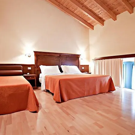 Corte Castelletto 3* Nogarole Rocca