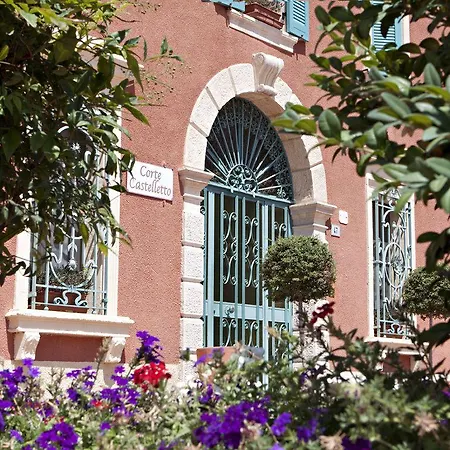 Corte Castelletto Hotel 3*