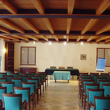 Corte Castelletto ホテル 3*