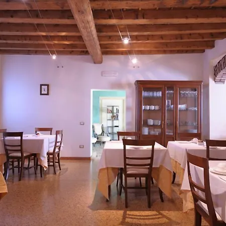 ホテル Corte Castelletto