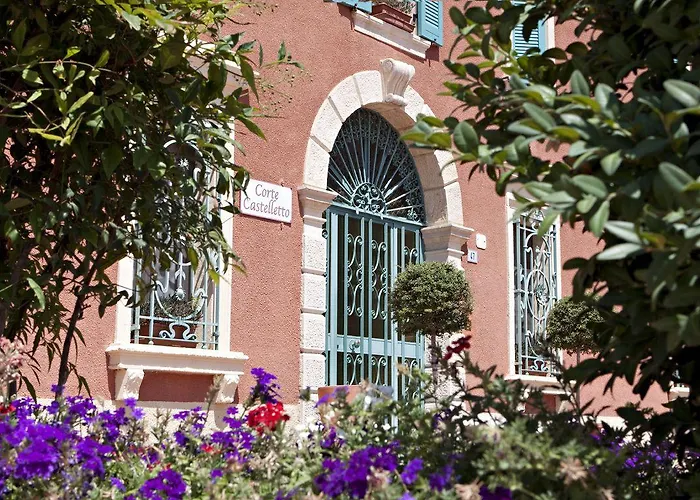 Corte Castelletto Hotel 3*