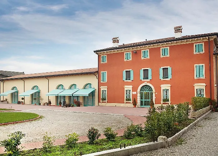 Corte Castelletto 3*