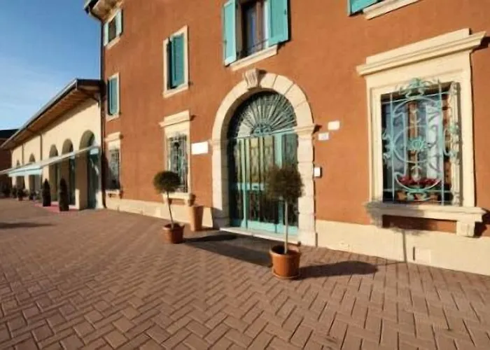 Corte Castelletto 3*