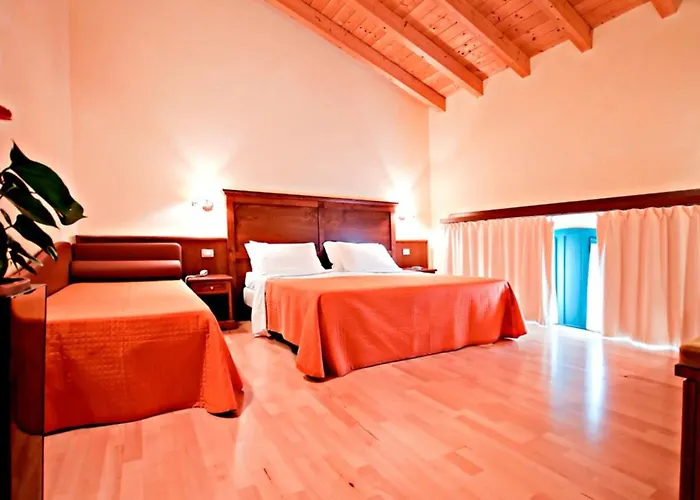 Corte Castelletto Hotel 3*